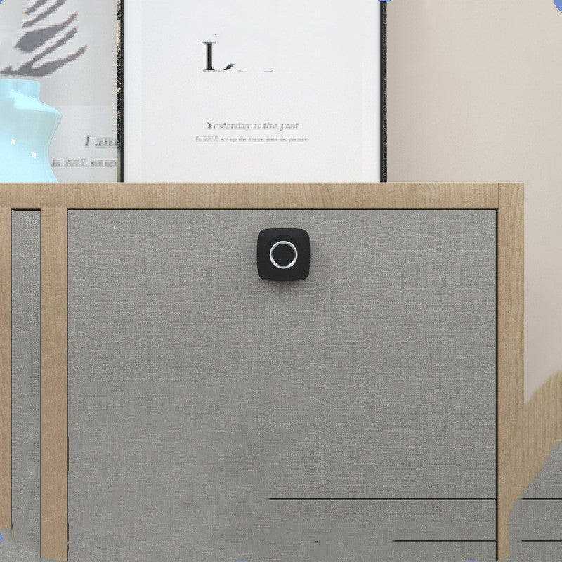 0Smart Fingerprint Drawer LockFEATURES:


Slim and Elegant Design: The lock features a sleek and beautiful panel design, as well as drawer handles, adding a touch of style to your drawers. The opSmart Fingerprint Drawer Lock